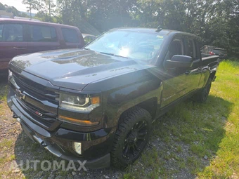 2017 Chevrolet Silverado 1500 LT Z71 Extended Cab Medium Bed 2LT
