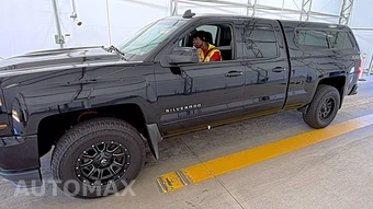 2017 Chevrolet Silverado 1500 LT Z71 Extended Cab Medium Bed 2LT