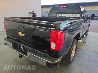 2017 Chevrolet Silverado 1500 LTZ Crew Cab Medium Bed 1LZ - miniatura 4