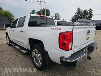 2017 Chevrolet Silverado 1500 LTZ Crew Cab Short Bed 1LZ - miniatura 2