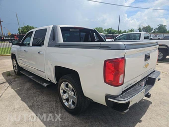 2017 Chevrolet Silverado 1500 LTZ Crew Cab Short Bed 1LZ - miniatura 4
