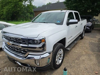 2017 Chevrolet Silverado 1500 LTZ Crew Cab Short Bed 1LZ