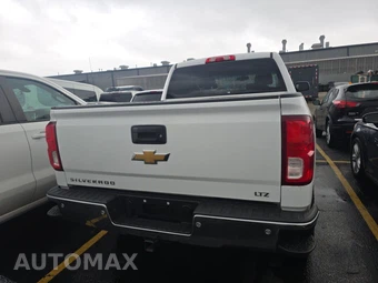 2017 Chevrolet Silverado 1500 LTZ Crew Cab Short Bed 1LZ - miniatura 5