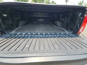 2017 Chevrolet Silverado 1500 LTZ Crew Cab Short Bed 1LZ - miniatura 14