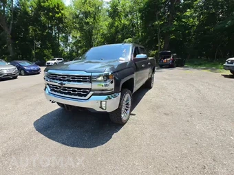 2017 Chevrolet Silverado 1500 LTZ Crew Cab Short Bed 1LZ