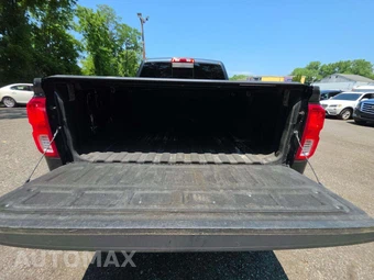 2017 Chevrolet Silverado 1500 LTZ Crew Cab Short Bed 1LZ - miniatura 11