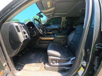 2017 Chevrolet Silverado 1500 LTZ Crew Cab Short Bed 1LZ - miniatura 3