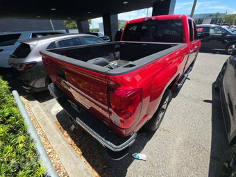2017 Chevrolet Silverado 1500 LTZ Extended Cab Medium Bed 1LZ – miniatura 3