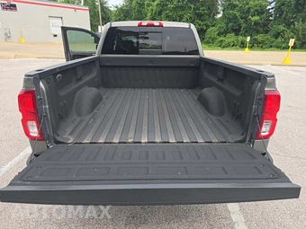 2017 Chevrolet Silverado 1500 LTZ Extended Cab Medium Bed 1LZ - miniatura 11