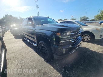 2017 Chevrolet Silverado 1500 LTZ Z71 Crew Cab Short Bed 2LZ - miniatura 3