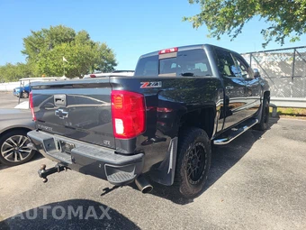 2017 Chevrolet Silverado 1500 LTZ Z71 Crew Cab Short Bed 2LZ - miniatura 4