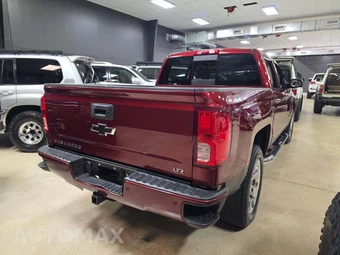 2017 Chevrolet Silverado 1500 LTZ Z71 Crew Cab Short Bed 2LZ - miniatura 3