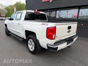 2017 Chevrolet Silverado 1500 LTZ Z71 Crew Cab Short Bed 2LZ - miniatura 4