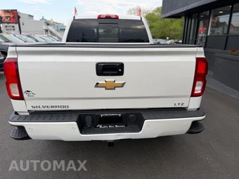 2017 Chevrolet Silverado 1500 LTZ Z71 Crew Cab Short Bed 2LZ - miniatura 5