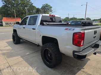 2017 Chevrolet Silverado 1500 LTZ Z71 Crew Cab Short Bed 2LZ - miniatura 2