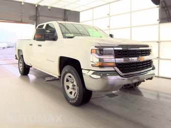2017 Chevrolet Silverado 1500 WT Extended Cab Medium Bed 1WT – miniatura 3