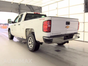 2017 Chevrolet Silverado 1500 WT Extended Cab Medium Bed 1WT – miniatura 6