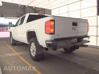 2017 Chevrolet Silverado 2500HD LT - miniatura 6