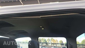 2017 Chevrolet Silverado 2500HD LT Crew Cab Medium Bed - miniatura 21
