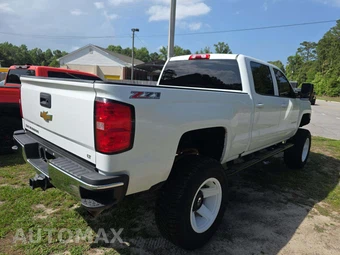 2017 Chevrolet Silverado 2500HD LT Crew Cab Medium Bed 1LT - miniatura 3