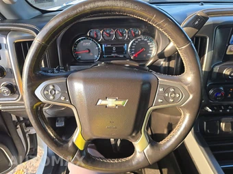 2017 Chevrolet Silverado 2500HD LTZ Crew Cab Long Bed 1LZ - miniatura 10