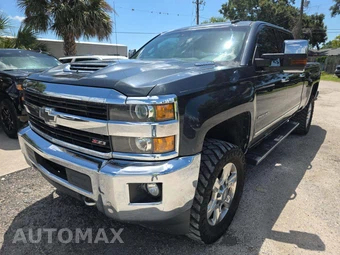 2017 Chevrolet Silverado 2500HD LTZ Crew Cab Medium Bed 1LZ