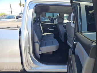 2017 Chevrolet Silverado 2500HD LTZ Crew Cab Medium Bed 1LZ - miniatura 16