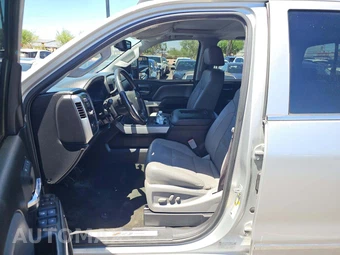 2017 Chevrolet Silverado 2500HD LTZ Crew Cab Medium Bed 1LZ - miniatura 6