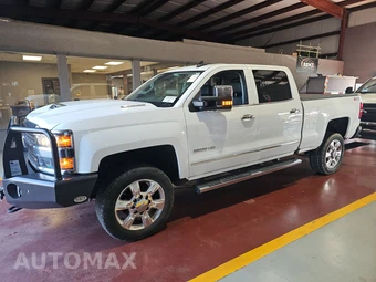 2017 Chevrolet Silverado 2500HD LTZ Crew Cab Medium Bed 1LZ