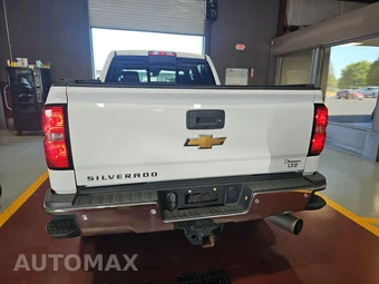 2017 Chevrolet Silverado 2500HD LTZ Crew Cab Medium Bed 1LZ - miniatura 5