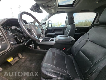 2017 Chevrolet Silverado 2500HD LTZ Crew Cab Medium Bed 1LZ - miniatura 7