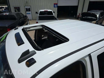 2017 Chevrolet Silverado 2500HD LTZ Crew Cab Medium Bed 1LZ - miniatura 12