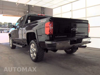 2017 Chevrolet Silverado 2500HD LTZ Extended Cab Medium Bed 1LZ - miniatura 8