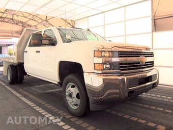 2017 Chevrolet Silverado 3500HD Cab Chassis WT Crew Cab 1WT DRW - miniatura 3