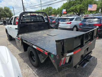2017 Chevrolet Silverado 3500HD Cab Chassis WT Crew Cab 1WT DRW - miniatura 2