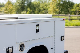 2017 Chevrolet Silverado 3500HD Cab Chassis WT Regular Cab 1WT DRW - miniatura 25