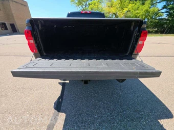 2017 Chevrolet Silverado 3500HD High Country Crew Cab Medium Bed 3LZ - miniatura 11
