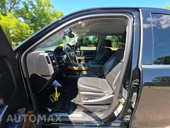 2017 Chevrolet Silverado 3500HD High Country Crew Cab Medium Bed 3LZ - miniatura 3