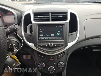 2017 Chevrolet Sonic LS Sedan 1SB – miniatura 11