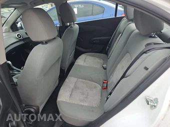 2017 Chevrolet Sonic LS Sedan 1SB – miniatura 13