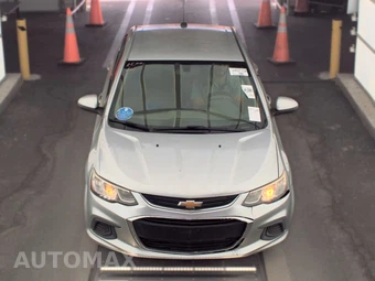 2017 Chevrolet Sonic LS Sedan 1SB – miniatura 2