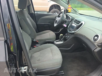2017 Chevrolet Sonic LS Sedan 1SB - miniatura 8