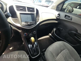 2017 Chevrolet Sonic LT Hatchback 1FL – miniatura 11