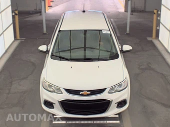 2017 Chevrolet Sonic LT Hatchback 1FL – miniatura 2