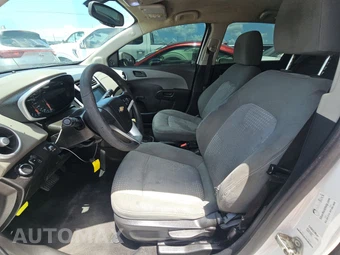 2017 Chevrolet Sonic LT Hatchback 1FL – miniatura 7