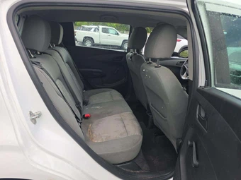 2017 Chevrolet Sonic LT Hatchback 1FL – miniatura 13