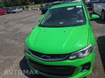 2017 Chevrolet Sonic LT Hatchback 1SC – miniatura 2