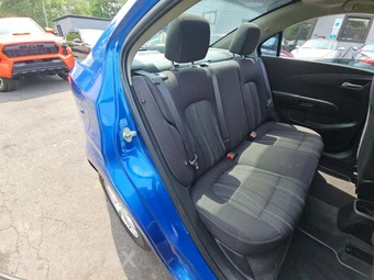 2017 Chevrolet Sonic LT Sedan 1SD - miniatura 16