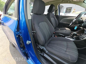 2017 Chevrolet Sonic LT Sedan 1SD - miniatura 18
