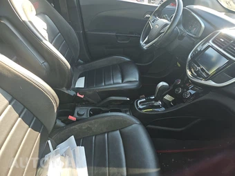2017 Chevrolet Sonic Premier Hatchback 1SF - miniatura 8